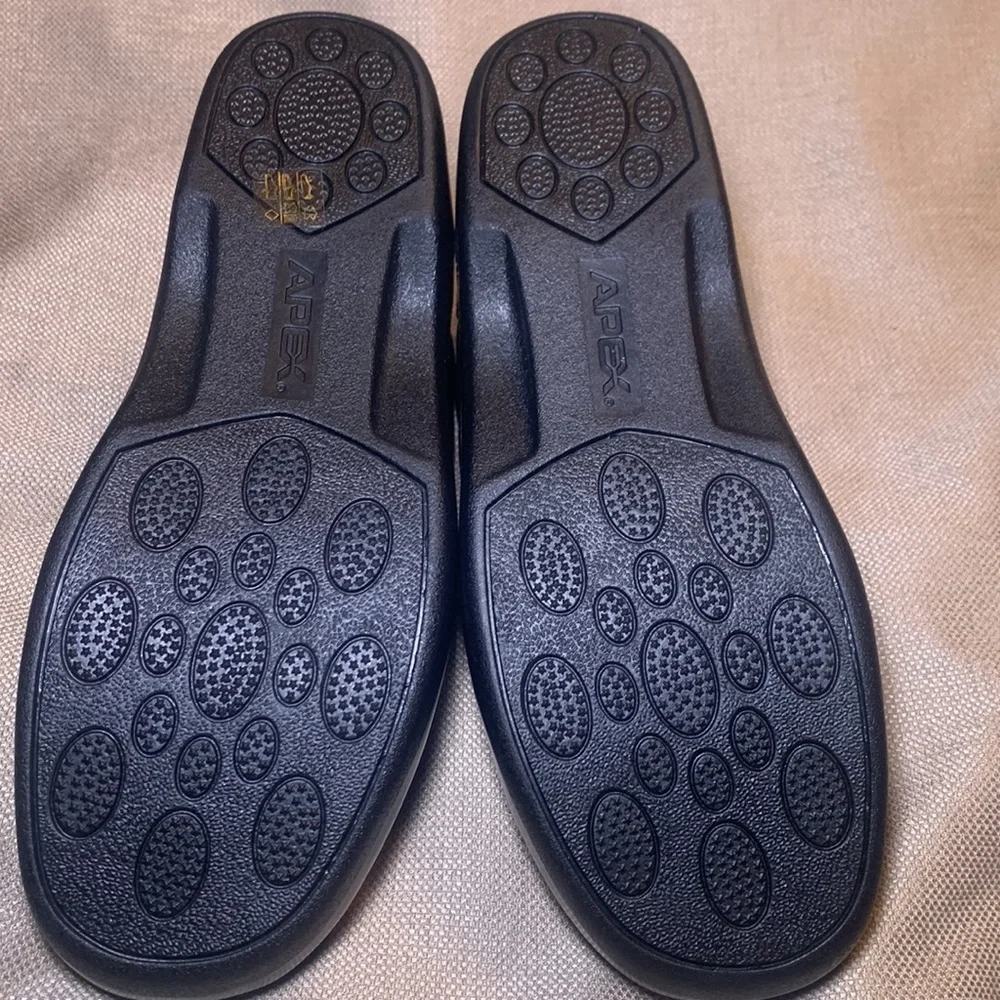 Apex Ambulator Leather Biomechanical Shoe